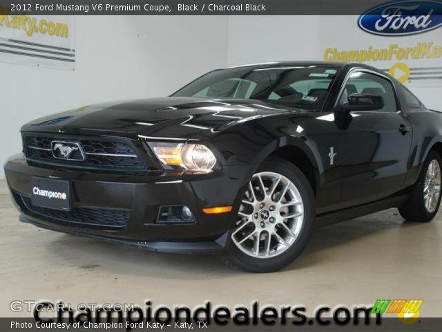 2012 Ford Mustang V6 Premium Coupe in Black