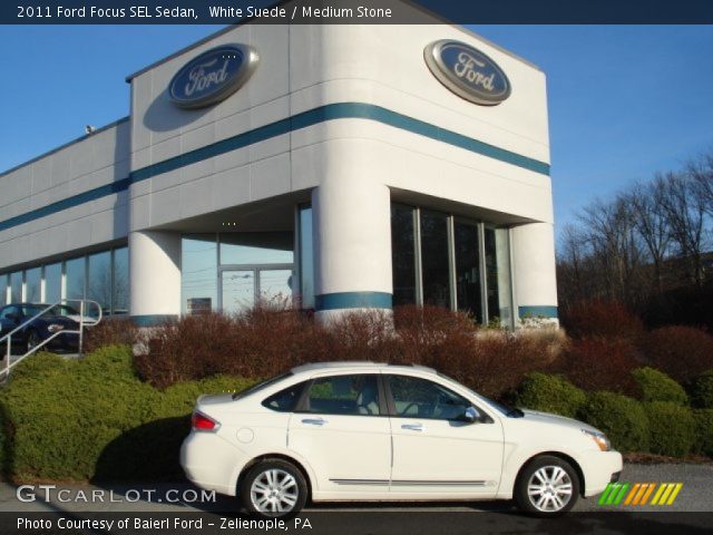 2011 Ford Focus SEL Sedan in White Suede