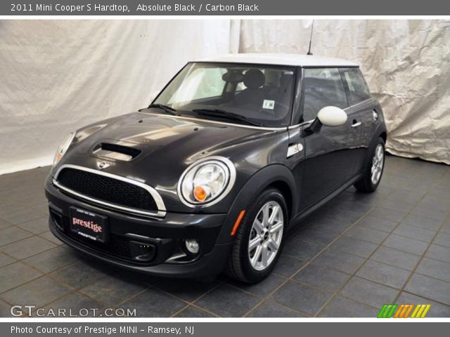 2011 Mini Cooper S Hardtop in Absolute Black