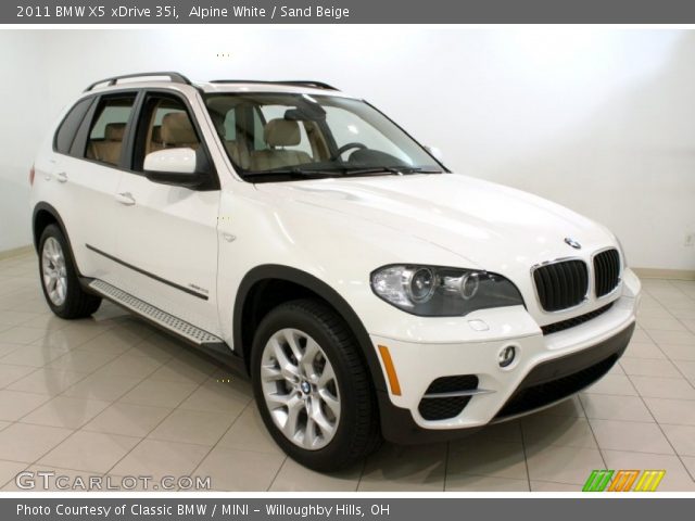 2011 BMW X5 xDrive 35i in Alpine White