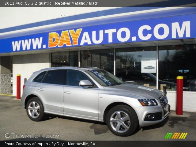 2011 Audi Q5 3.2 quattro in Ice Silver Metallic