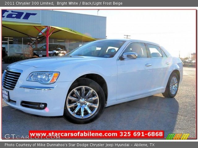 2011 Chrysler 300 Limited in Bright White