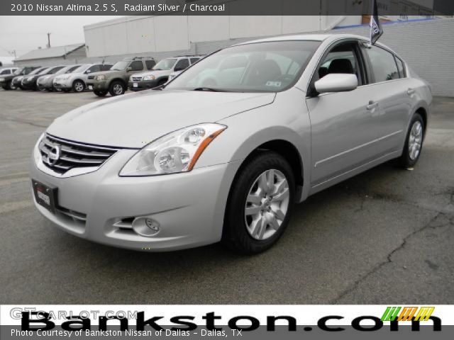 2010 Nissan Altima 2.5 S in Radiant Silver