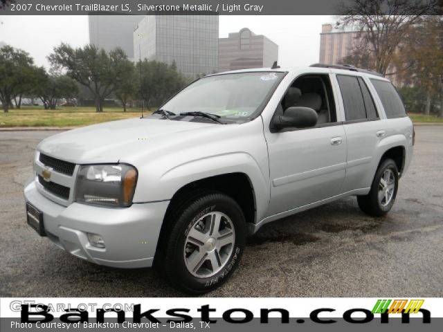 2007 Chevrolet TrailBlazer LS in Silverstone Metallic
