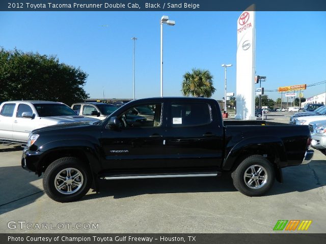 2012 Toyota Tacoma Prerunner Double Cab in Black
