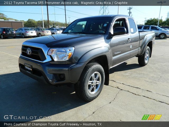 2012 Toyota Tacoma SR5 Prerunner Access cab in Magnetic Gray Mica