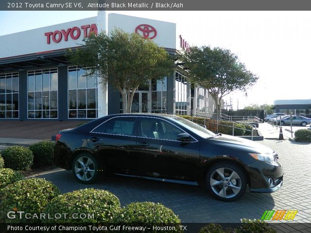 2012 Toyota Camry SE V6 in Attitude Black Metallic