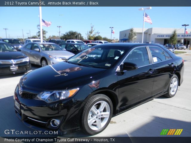 2012 Toyota Camry SE in Attitude Black Metallic