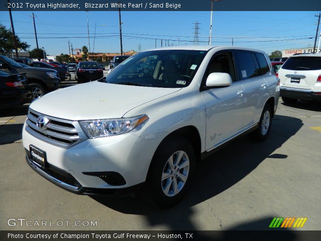 2012 Toyota Highlander  in Blizzard White Pearl
