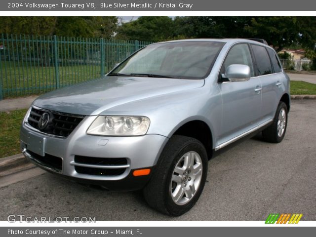 2004 Volkswagen Touareg V8 in Blue Silver Metallic