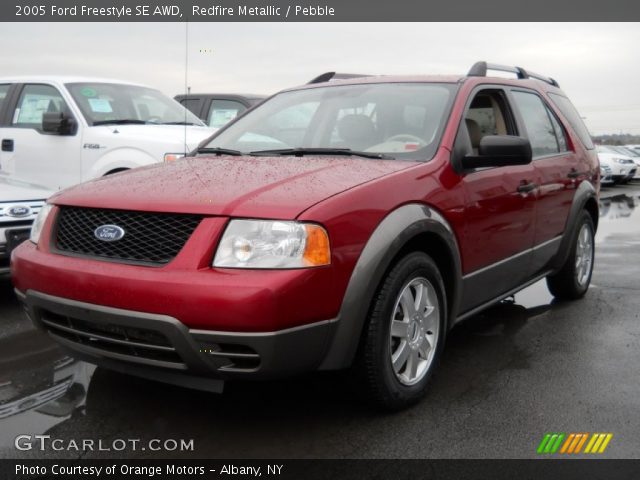2005 Ford Freestyle SE AWD in Redfire Metallic