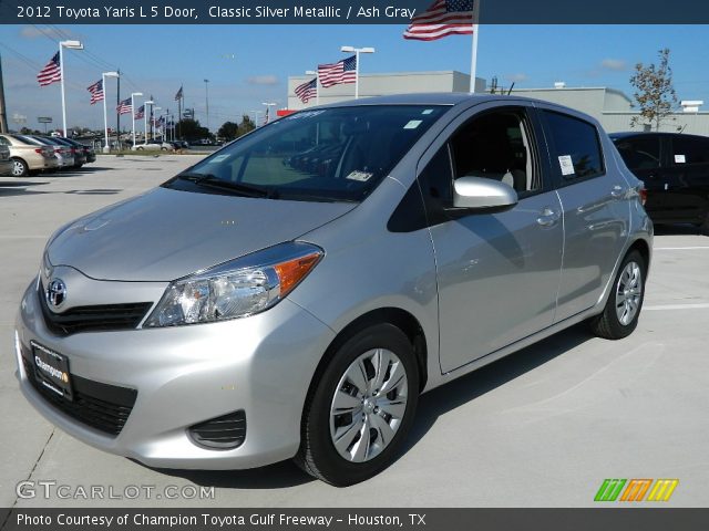 2012 Toyota Yaris L 5 Door in Classic Silver Metallic