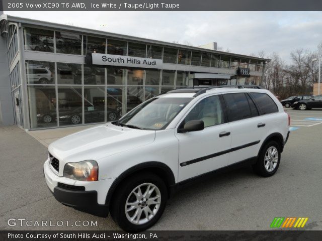 2005 Volvo XC90 T6 AWD in Ice White