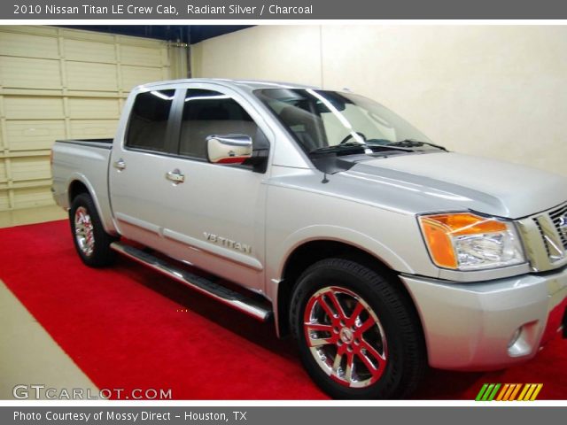 2010 Nissan Titan LE Crew Cab in Radiant Silver