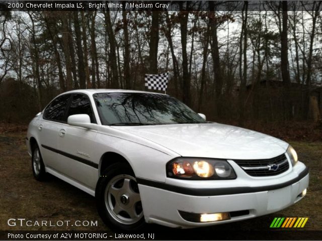 2000 Chevrolet Impala LS in Bright White