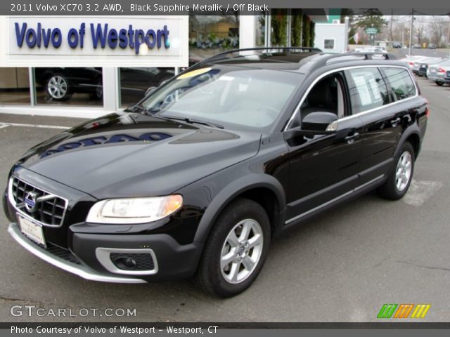 2011 Volvo XC70 3.2 AWD in Black Sapphire Metallic