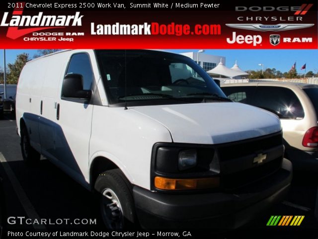 2011 Chevrolet Express 2500 Work Van in Summit White