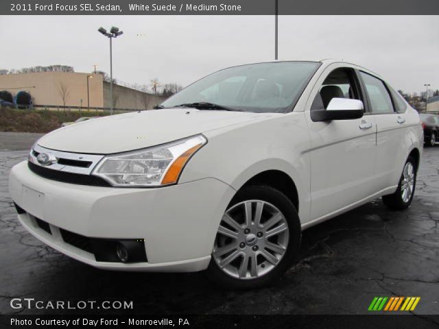 2011 Ford Focus SEL Sedan in White Suede