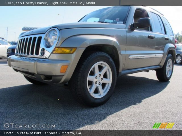 2007 Jeep Liberty Limited in Light Khaki Metallic