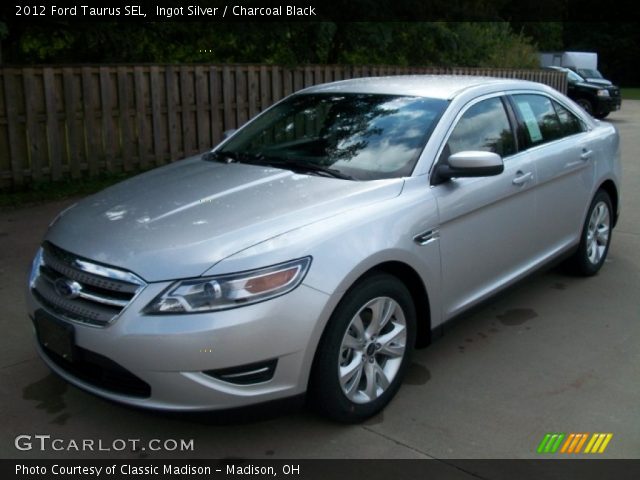 2012 Ford Taurus SEL in Ingot Silver