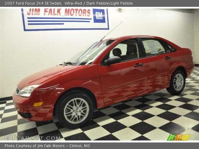 2007 Ford Focus ZX4 SE Sedan in Infra-Red