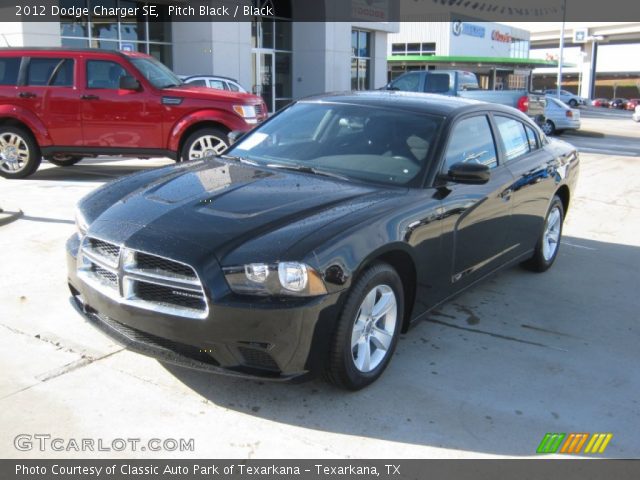 2012 Dodge Charger SE in Pitch Black