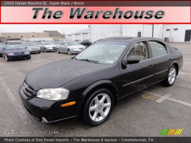 2000 Nissan Maxima SE in Super Black