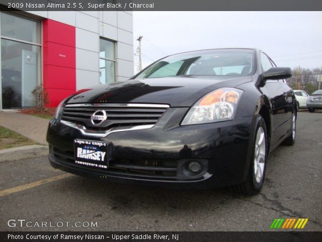 2009 Nissan Altima 2.5 S in Super Black
