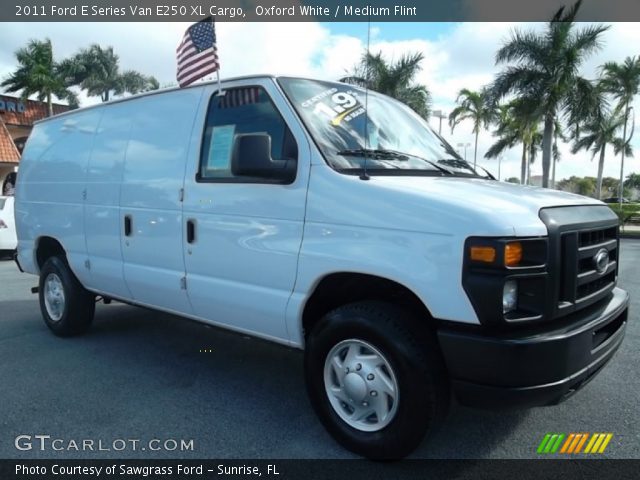 2011 Ford E Series Van E250 XL Cargo in Oxford White
