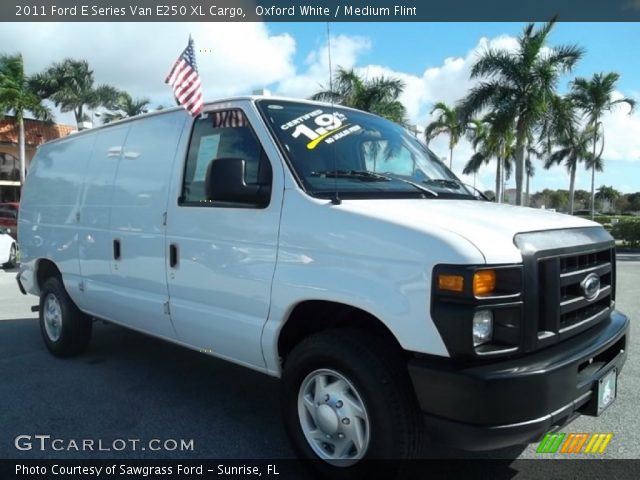 2011 Ford E Series Van E250 XL Cargo in Oxford White
