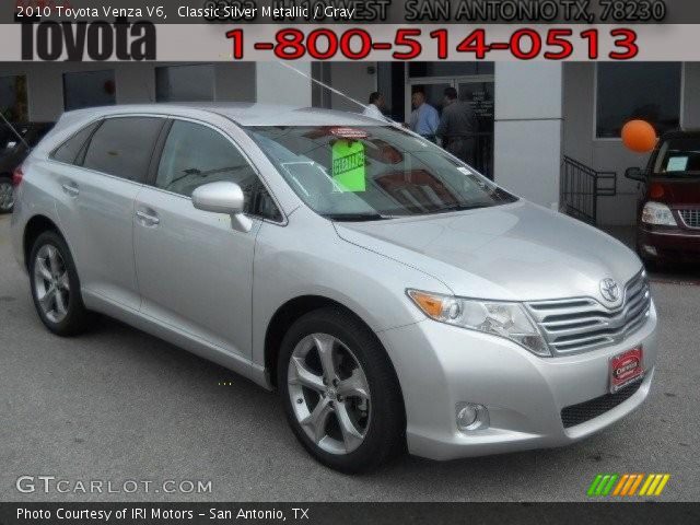 2010 Toyota Venza V6 in Classic Silver Metallic