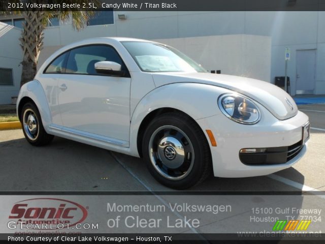 2012 Volkswagen Beetle 2.5L in Candy White