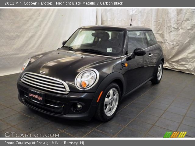 2011 Mini Cooper Hardtop in Midnight Black Metallic