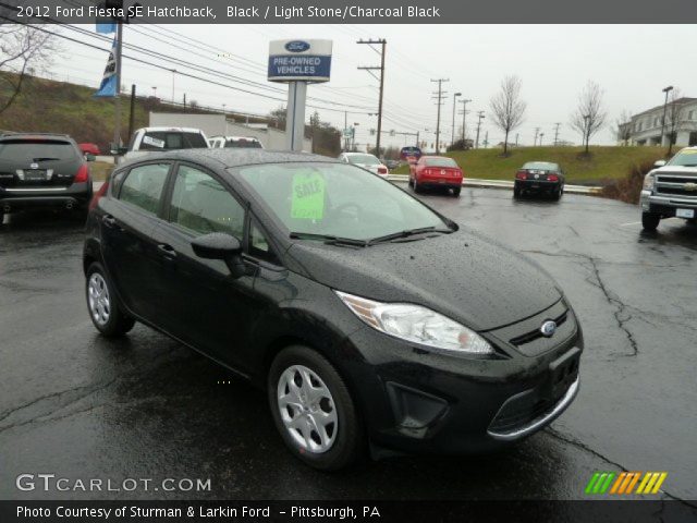 2012 Ford Fiesta SE Hatchback in Black