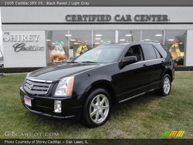 2005 Cadillac SRX V6 in Black Raven