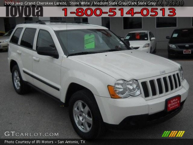 2009 Jeep Grand Cherokee Laredo in Stone White