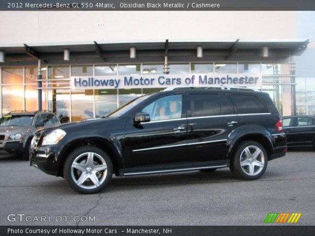 2012 Mercedes-Benz GL 550 4Matic in Obsidian Black Metallic