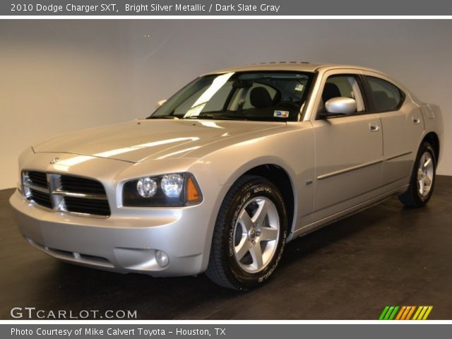 2010 Dodge Charger SXT in Bright Silver Metallic
