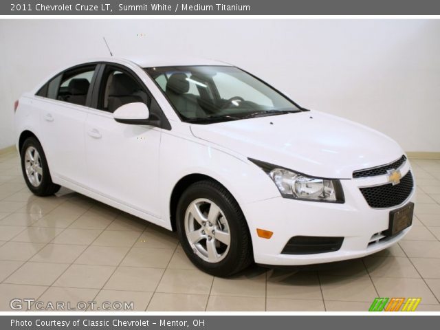 2011 Chevrolet Cruze LT in Summit White