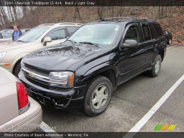 2006 Chevrolet TrailBlazer LS 4x4 in Black
