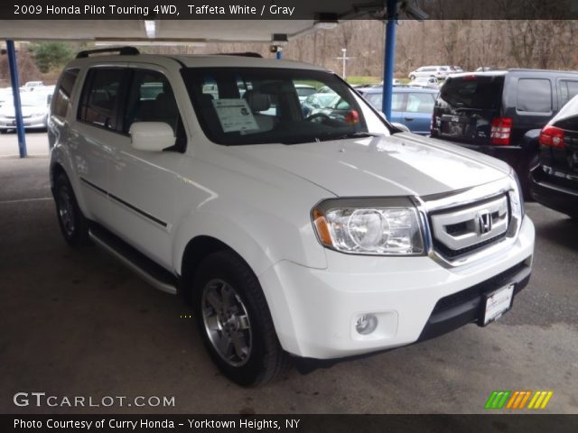 2009 Honda Pilot Touring 4WD in Taffeta White