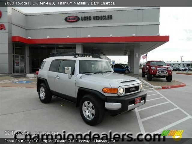2008 Toyota FJ Cruiser 4WD in Titanium Metallic