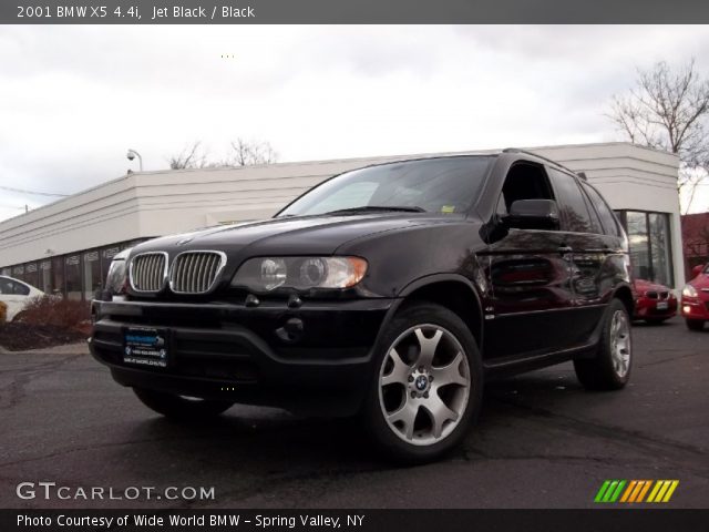 2001 BMW X5 4.4i in Jet Black