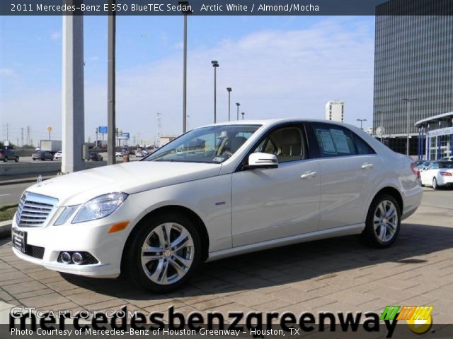 2011 Mercedes-Benz E 350 BlueTEC Sedan in Arctic White