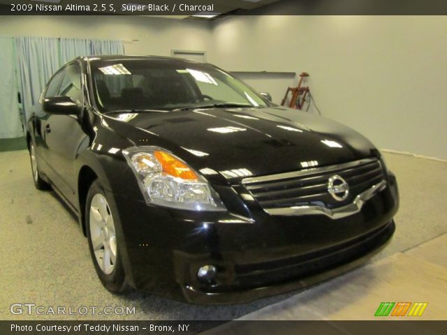 2009 Nissan Altima 2.5 S in Super Black