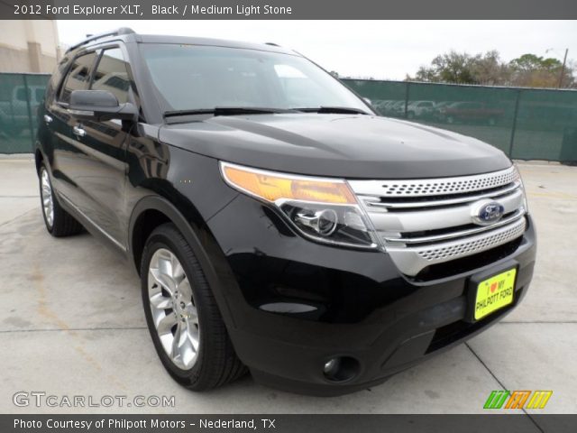 2012 Ford Explorer XLT in Black