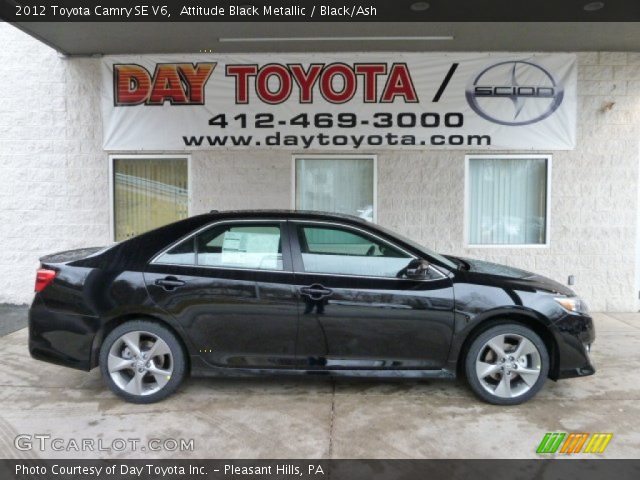 2012 Toyota Camry SE V6 in Attitude Black Metallic