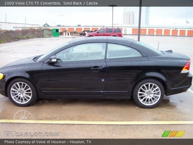 2009 Volvo C70 T5 Convertible in Solid Black