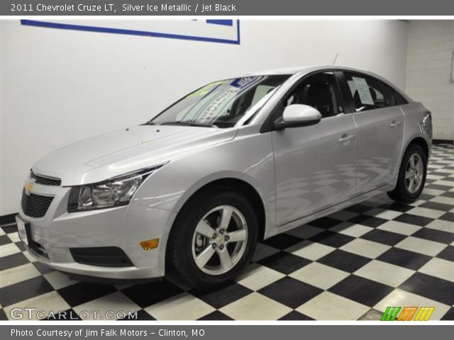2011 Chevrolet Cruze LT in Silver Ice Metallic