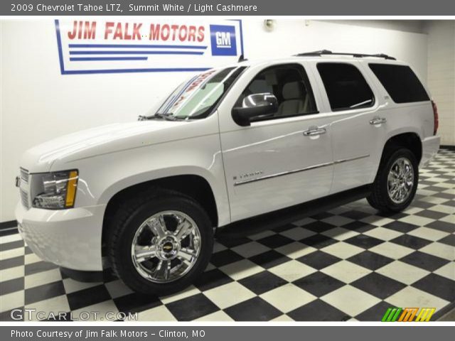 2009 Chevrolet Tahoe LTZ in Summit White